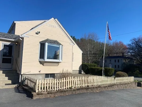 $3,975 | 175 Clinton Road, Sterling, MA 01564