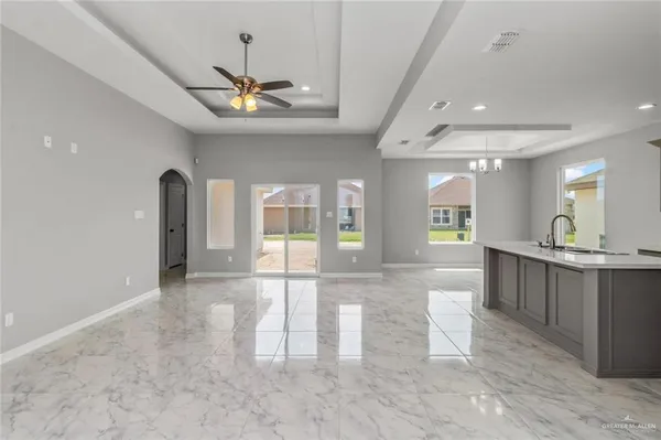 $1,950 | 6000 North Cuesta Del Sol Street, Edinburg, TX 78542