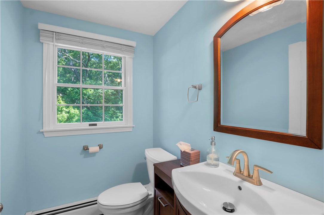 685 Matteson Road Coventry, RI 02816 - Photo 20 of 41