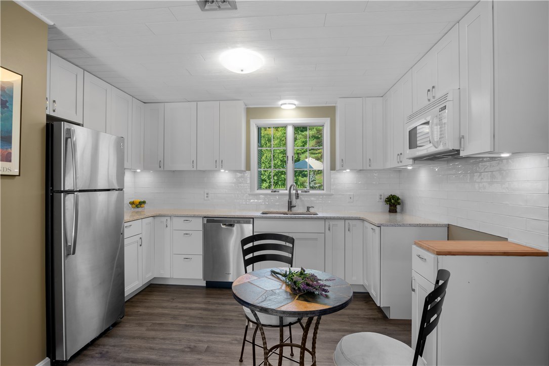 685 Matteson Road Coventry, RI 02816 - Photo 35 of 41