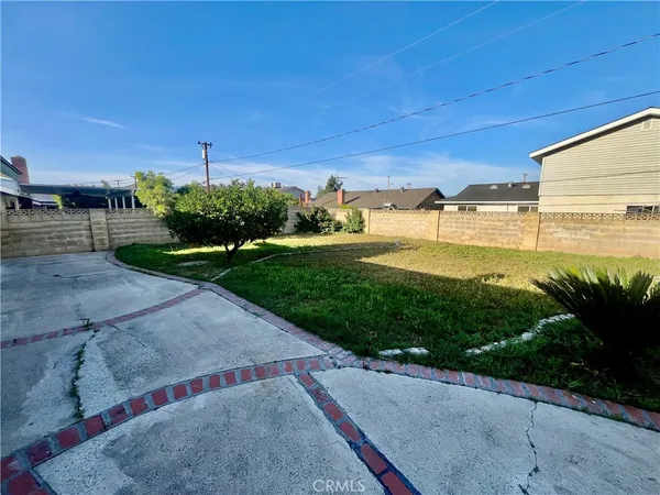 $3,500 | 3555 Dixie Lane, Riverside, CA 92503