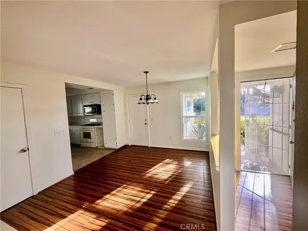 $3,500 | 3555 Dixie Lane, Riverside, CA 92503