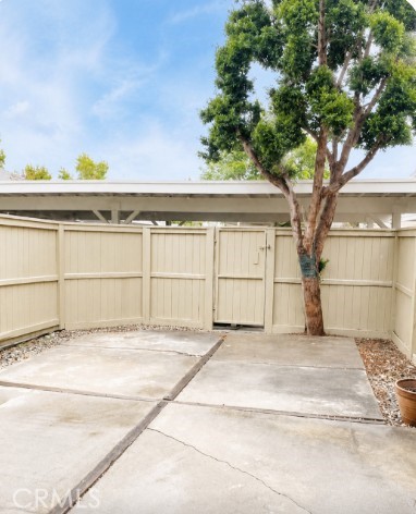 44 Timber Run Irvine, CA 92614 - Photo 6 of 9