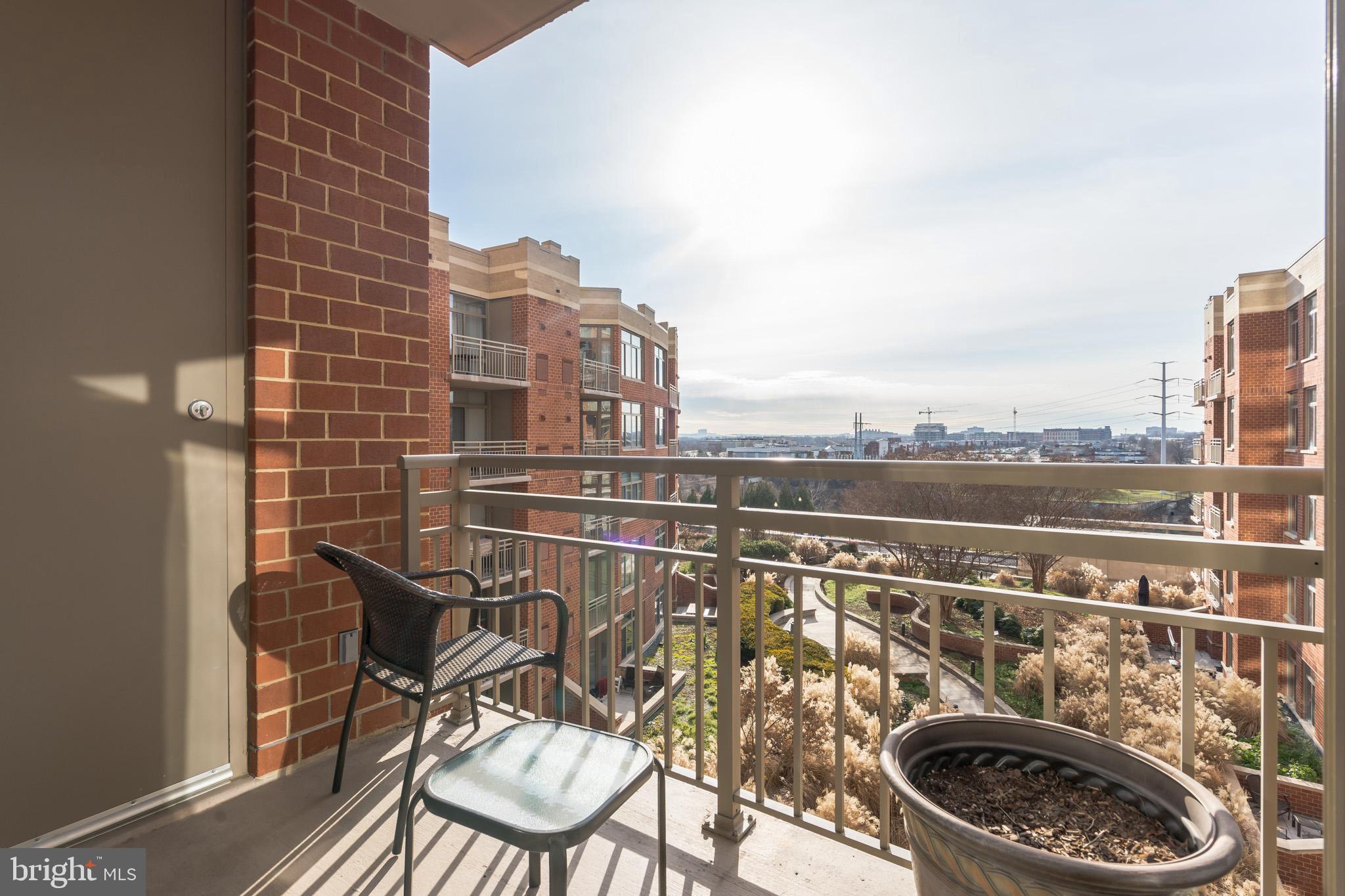 3600 South Glebe Road, Unit 531W Arlington, VA 22202 - Photo 17 of 30 Balcony