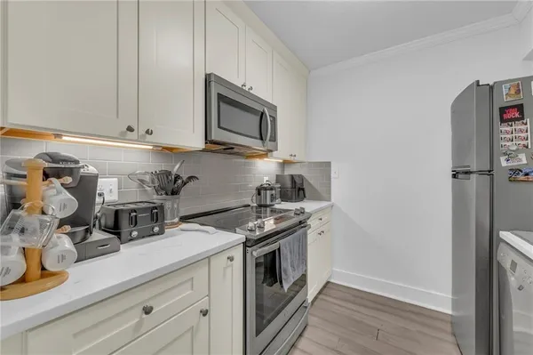 $129,500 | 5015 Walnut Street, Unit A, Kansas City, MO 64112