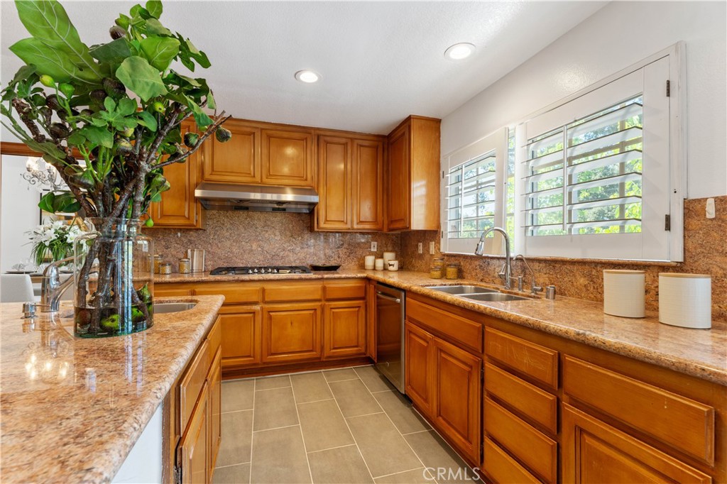 1011 Rodeo Road Arcadia, CA 91006 - Photo 17 of 44