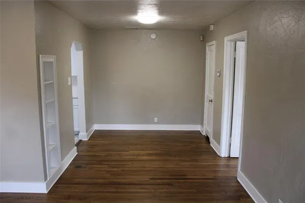$1,100 | 707-709 Woodland Street, Denton, TX 76209