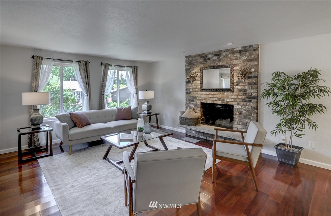 21328 6th Avenue West Bothell, WA 98021 - Photo 4 of 37