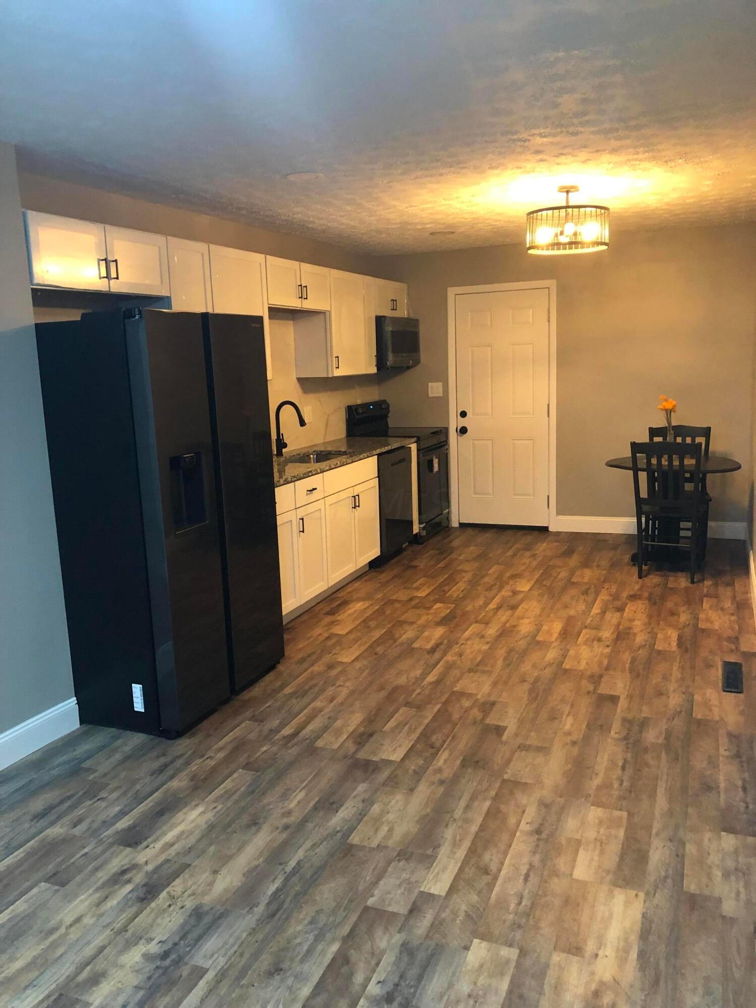 284 Cullman Road Columbus, OH 43207 - Photo 3 of 11 Gallery Image 3