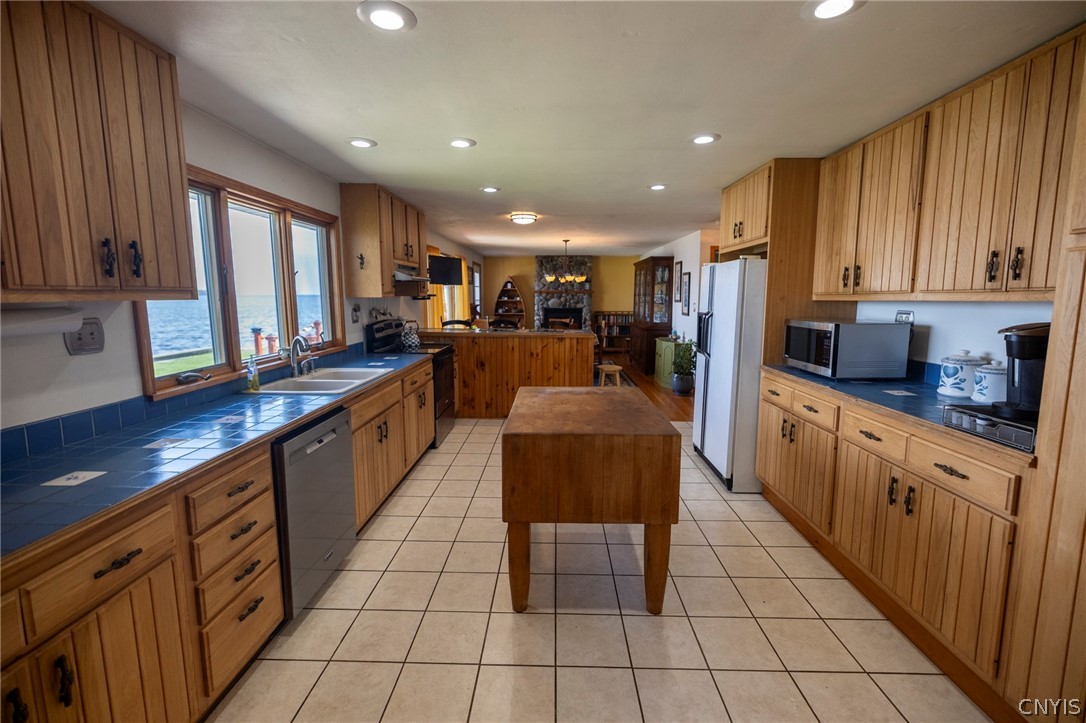 9092 Beach Road Cicero, NY 13029 - Photo 21 of 50