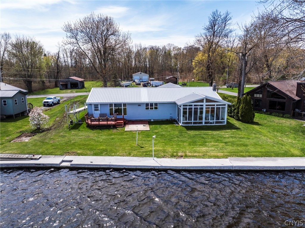 9092 Beach Road Cicero, NY 13029 - Photo 3 of 50