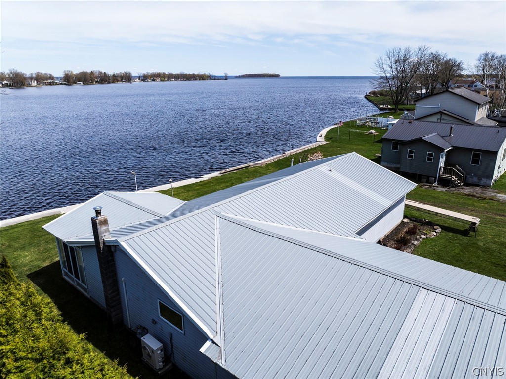 9092 Beach Road Cicero, NY 13029 - Photo 4 of 50