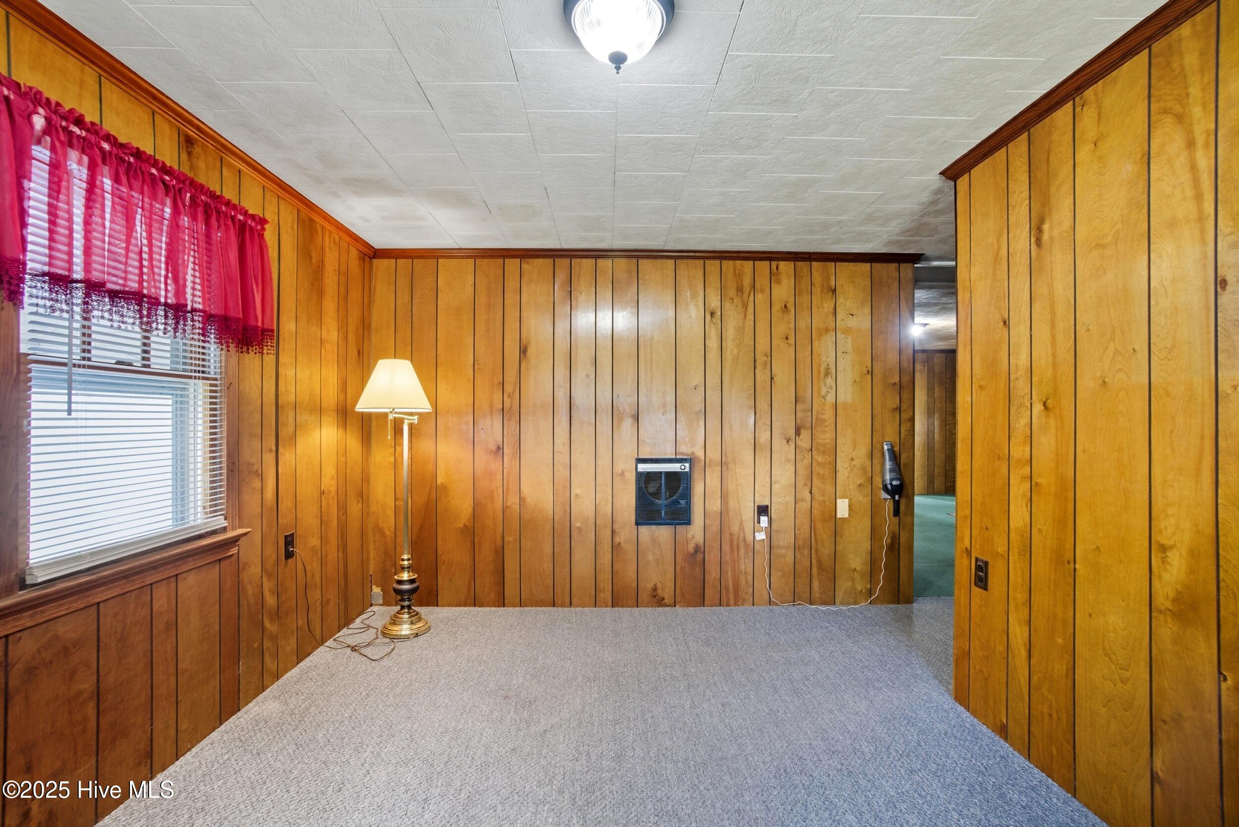 163 Maple Road Maple, NC 27956 - Photo 16 of 30 Living Room 2