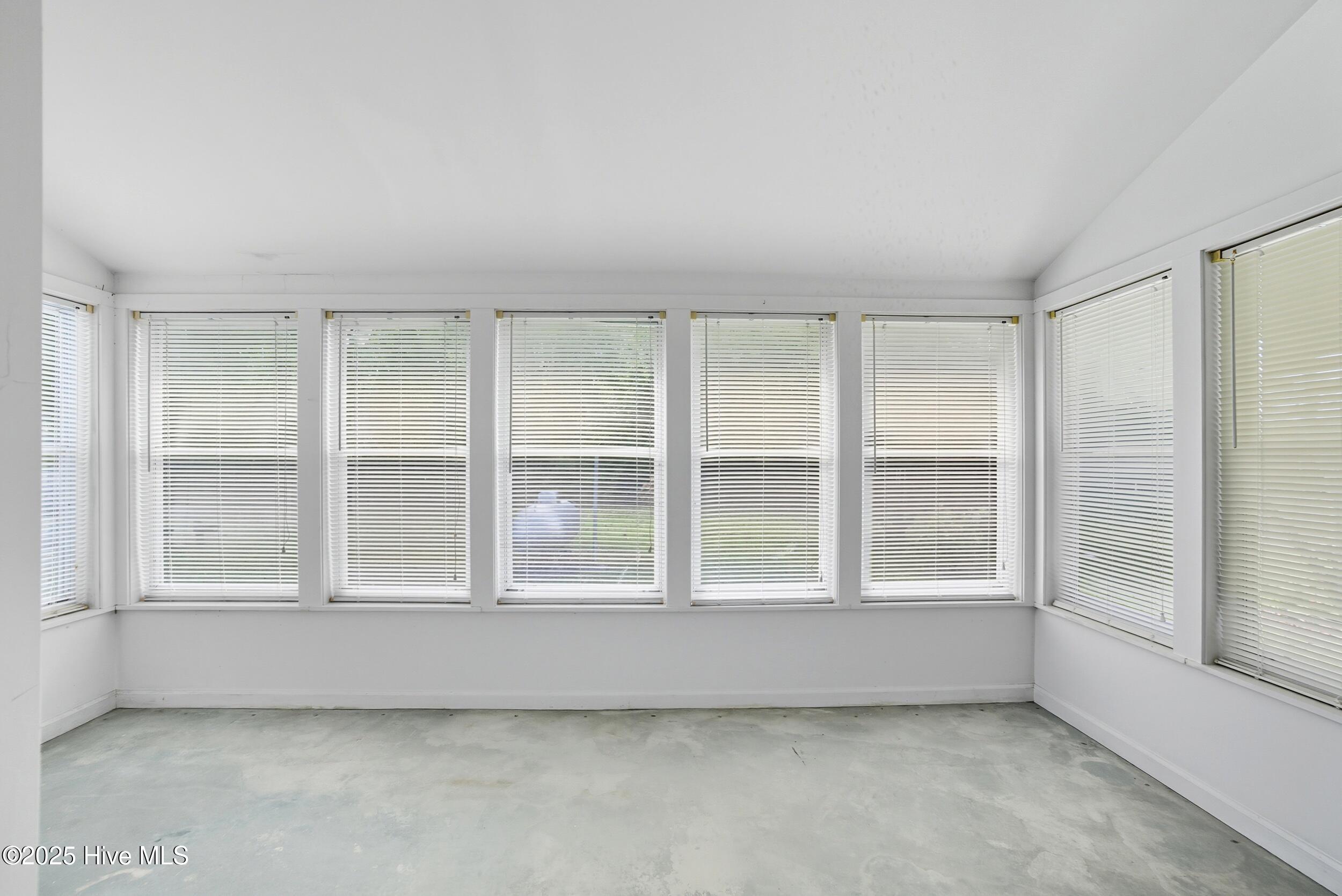 163 Maple Road Maple, NC 27956 - Photo 21 of 30 Sunroom