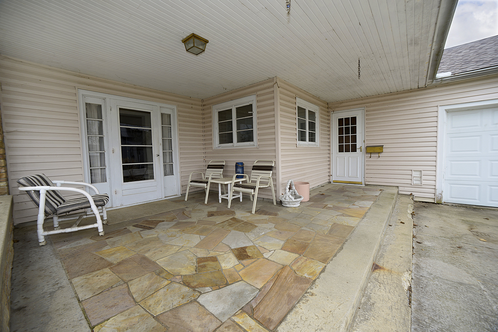 409 3rd Avenue Ottawa, IL 61350 - Photo 4 of 14