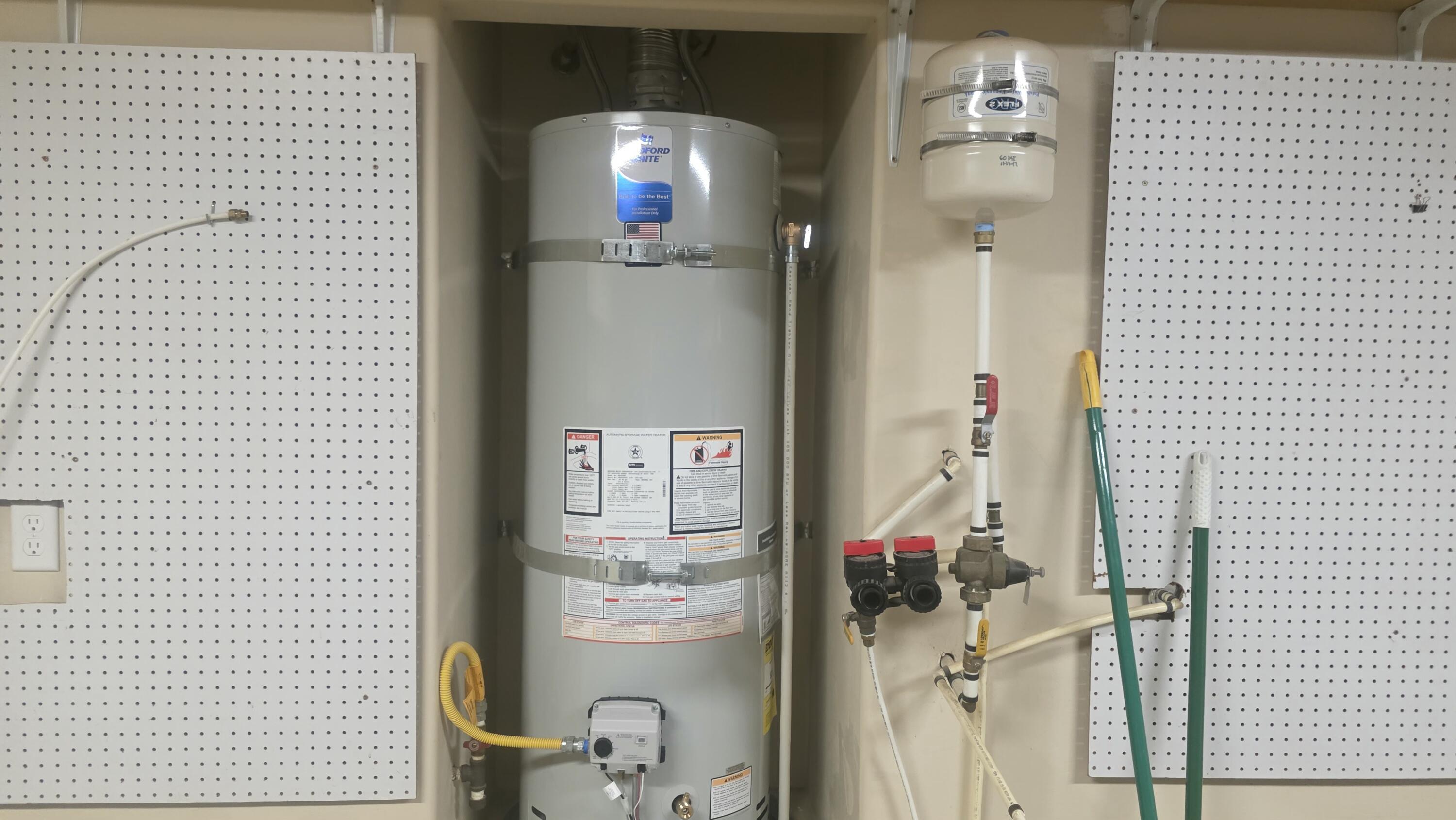 357 East 860 North Hurricane, UT 84737 - Photo 15 of 20 New Hot Water tank