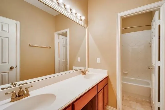 $2,250 | 1400 Chestnut Drive, Savannah, TX 76227