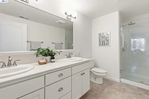 $998,000 | 111 St Matthews Avenue, Unit 304, San Mateo, CA 94401
