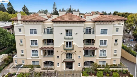 $998,000 | 111 St Matthews Avenue, Unit 304, San Mateo, CA 94401