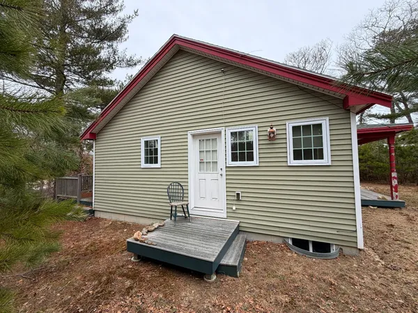 $925,000 | 67 Hudson Avenue, Oak Bluffs, MA 02557