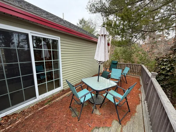 $925,000 | 67 Hudson Avenue, Oak Bluffs, MA 02557