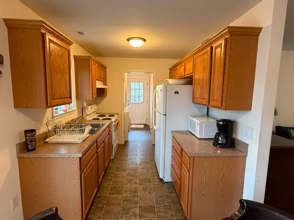 $925,000 | 67 Hudson Avenue, Oak Bluffs, MA 02557