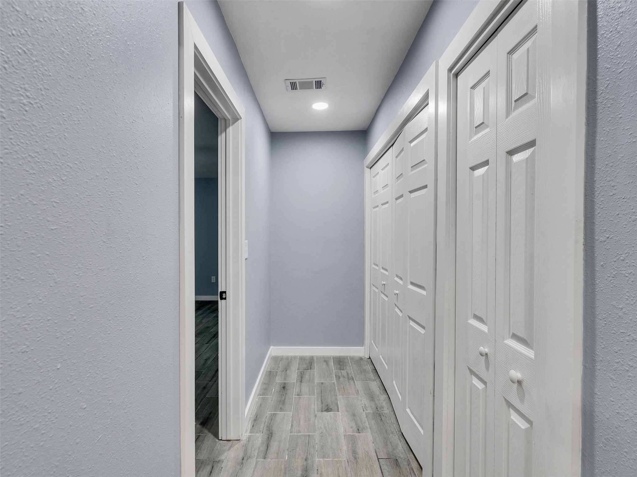 3111 Hartwick Road Houston, TX 77093 - Photo 9 of 20 Laundry area in home