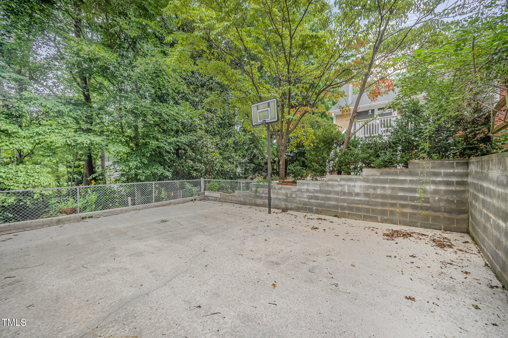 2425 Wentworth Street Raleigh, NC 27612 - Photo 38 of 44 037_kv0a4253-edit_150