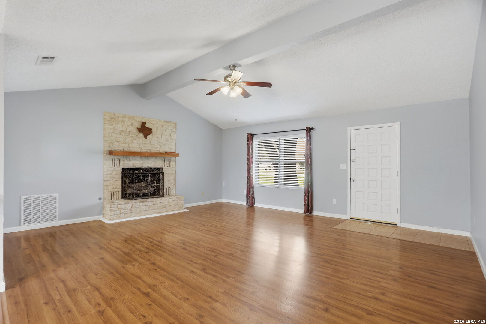 303 Castle Court Converse, TX 78109 - Photo 5 of 28