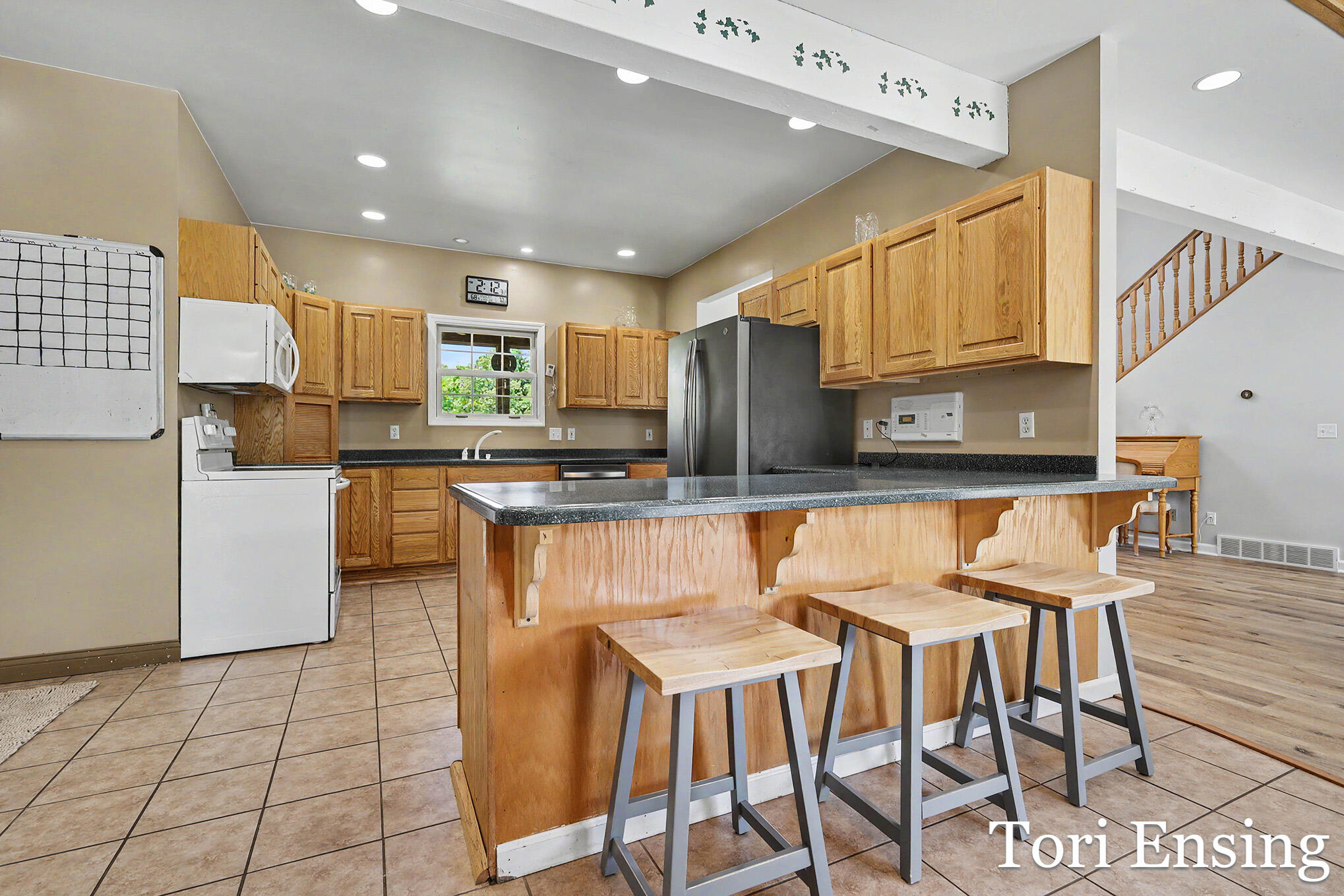 4654 Woods Road Sidney, MI 48885 - Photo 10 of 42 IMG_1014