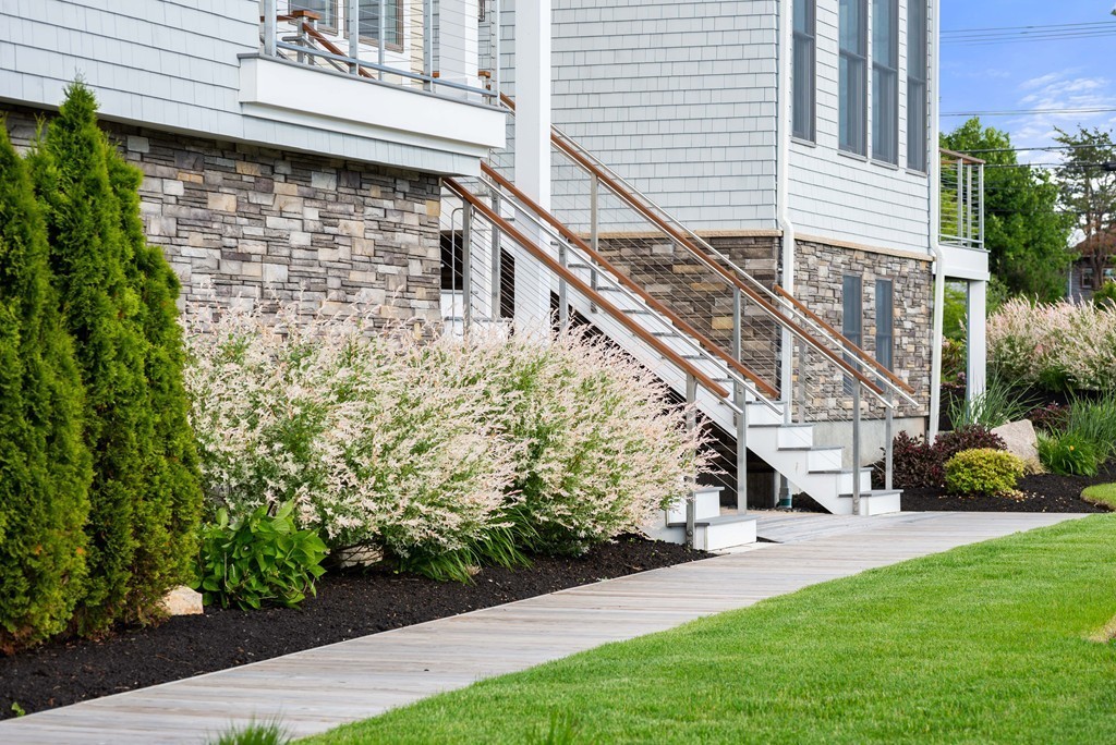 78 Thatcher Road, Unit 2 Gloucester, MA 01930 - Photo 16 of 20