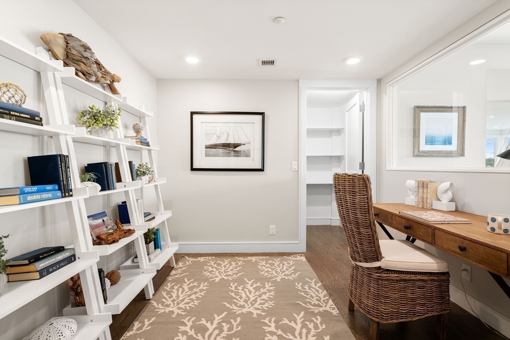 78 Thatcher Road, Unit 2 Gloucester, MA 01930 - Photo 8 of 20