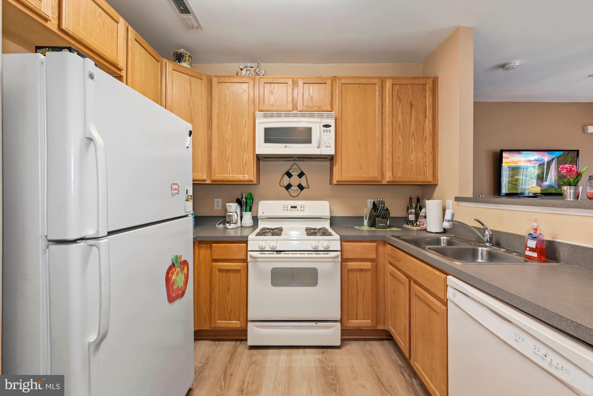 9 River Lane Riverside, NJ 08075 - Photo 13 of 27