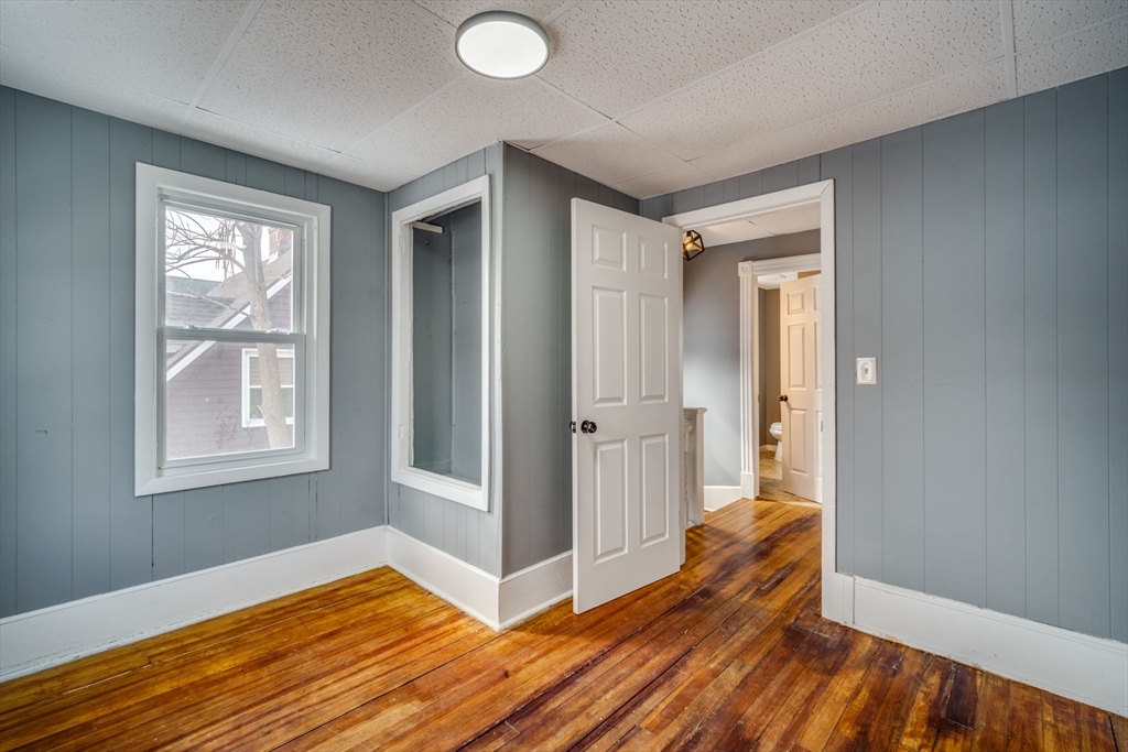 58 Bevier Street Springfield, MA 01107 - Photo 11 of 27 Gallery Image 11