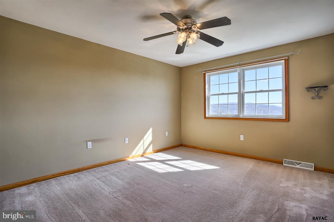 4855 Zeiglers Church Road Spring Grove, PA 17362 - Photo 22 of 34