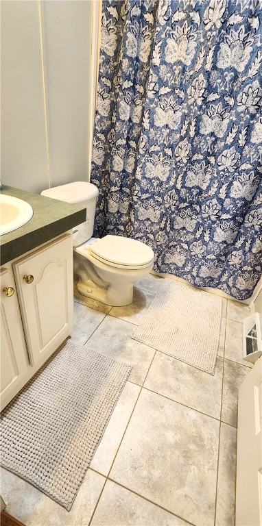 76 Robin Drive Tiverton, RI 02878 - Photo 18 of 30 2nd full bathroom with tub