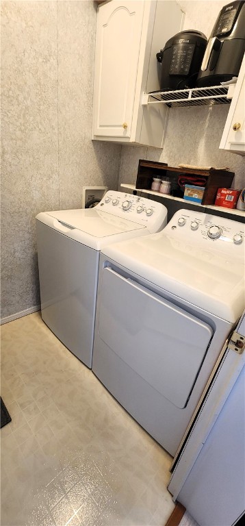 76 Robin Drive Tiverton, RI 02878 - Photo 19 of 30 laundry room