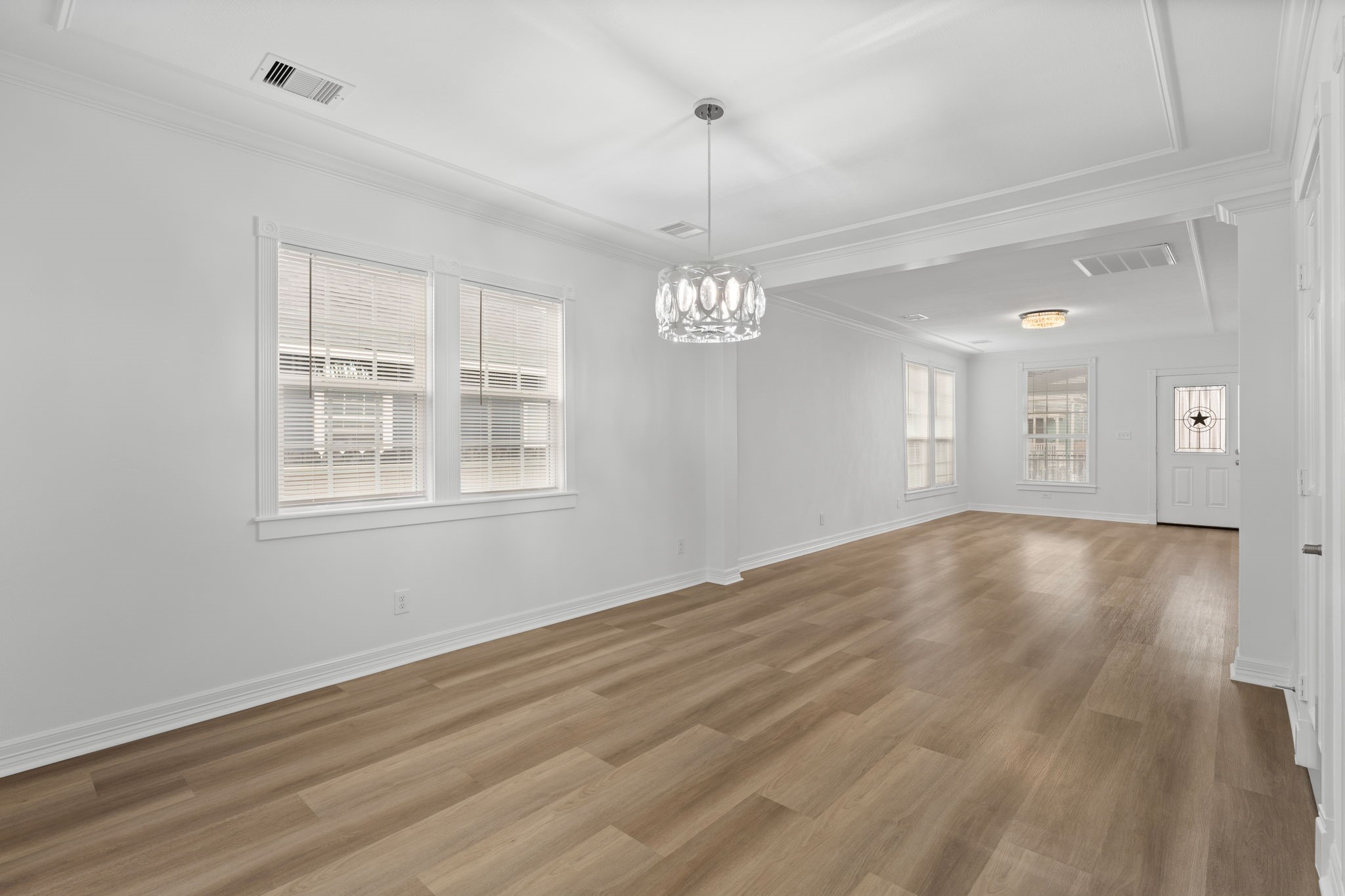 203 Archer Street Houston, TX 77009 - Photo 13 of 43 a view of livingroom with window