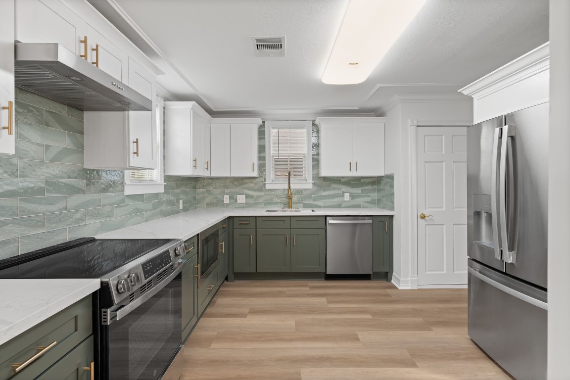 203 Archer Street Houston, TX 77009 - Photo 2 of 43