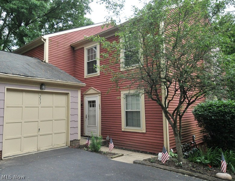 233 Perry Drive Northwest Canton, OH 44708 - Photo 1 of 6 Gallery Image 1