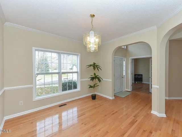 $719,900 | 406 Somersview Drive, Chapel Hill, NC 27514