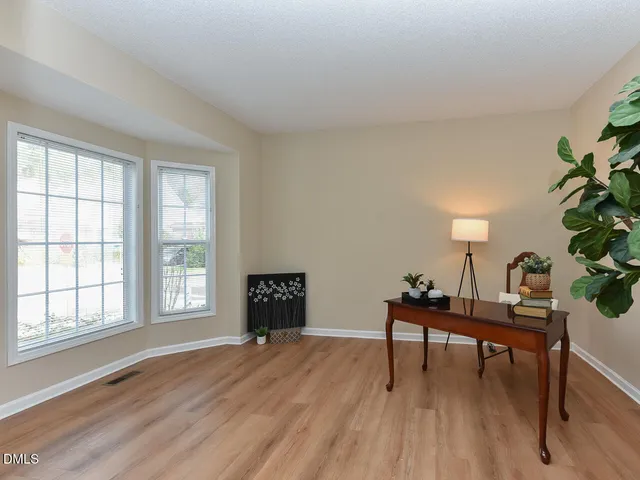 $719,900 | 406 Somersview Drive, Chapel Hill, NC 27514