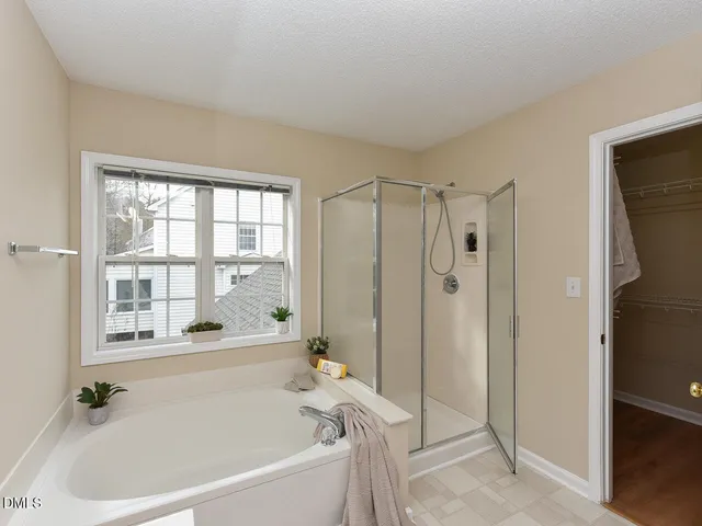 $719,900 | 406 Somersview Drive, Chapel Hill, NC 27514