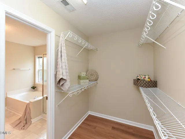 $719,900 | 406 Somersview Drive, Chapel Hill, NC 27514