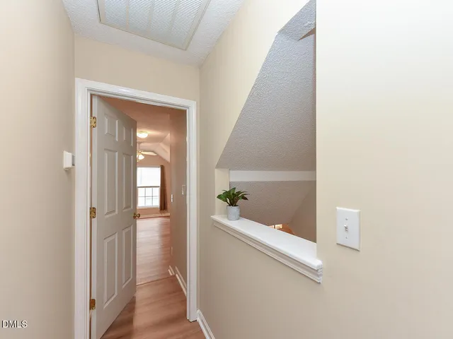 $719,900 | 406 Somersview Drive, Chapel Hill, NC 27514