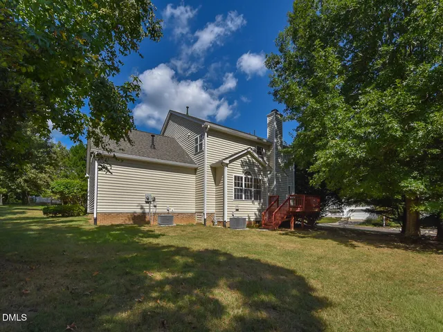 $719,900 | 406 Somersview Drive, Chapel Hill, NC 27514