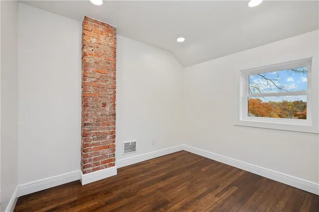 $335,000 | 909 North Avenue, Verona, PA 15147