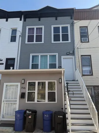 $2,600 | 156 Van Horne Street, Unit 2, Jersey City, NJ 07304