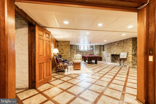 $2,950,000 | 102 Cotswold Road, Baltimore, MD 21210