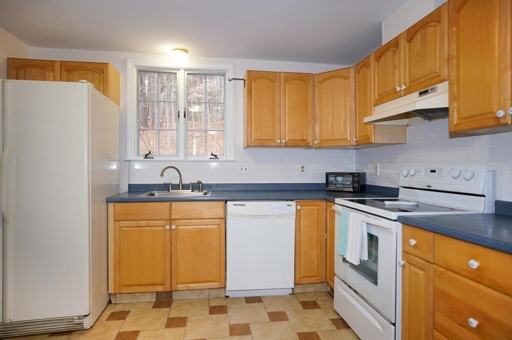 120 Packard Road Stow, MA 01775 - Photo 6 of 24